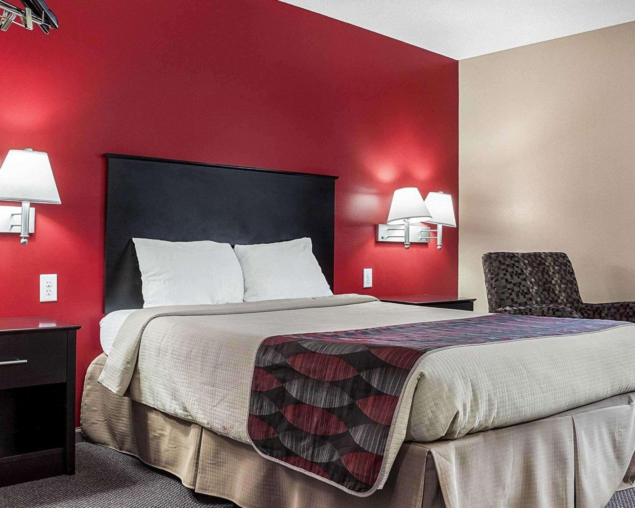 Econo Lodge Джеймстаун Экстерьер фото