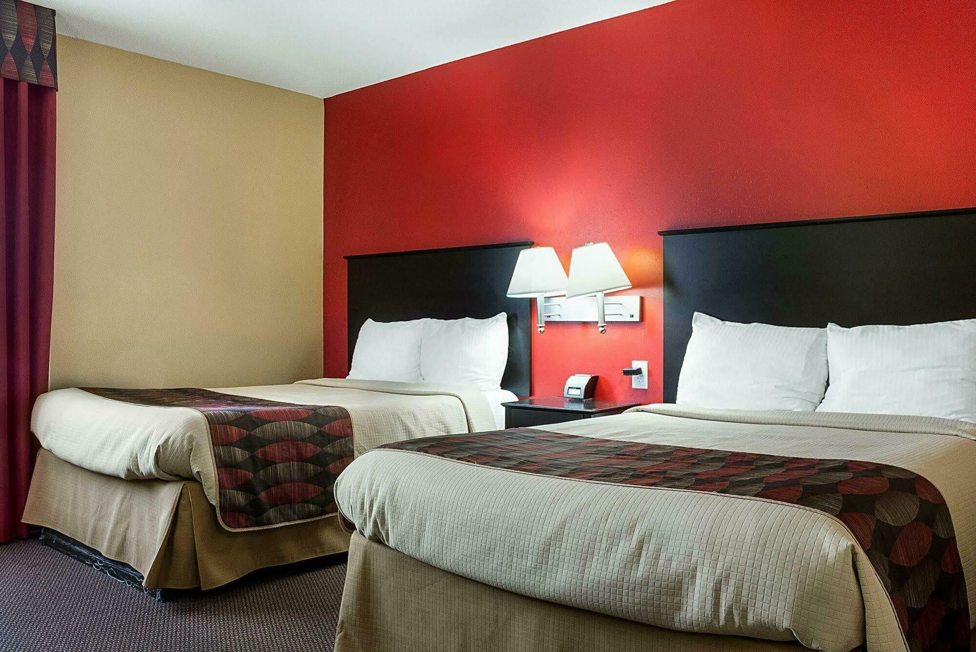 Econo Lodge Джеймстаун Экстерьер фото